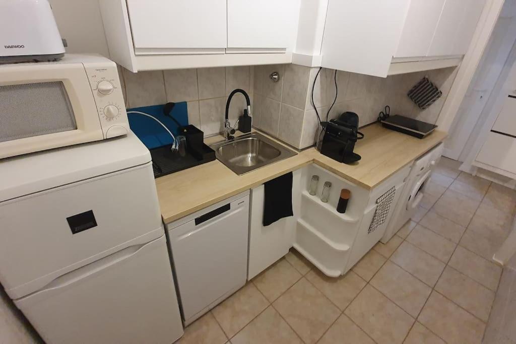 Violet Apartment With Air Condition 布达佩斯 外观 照片